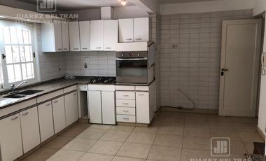 Casa en Villa Centenario