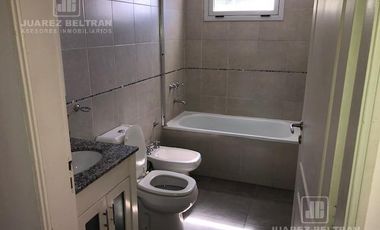 Casa en Villa Centenario
