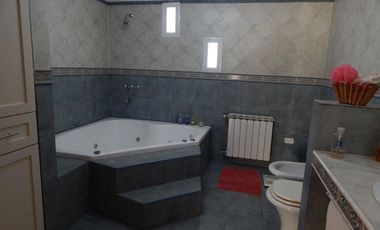 Casa 4 ambientes en venta en Florencio Varela