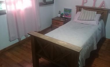 Casa 4 ambientes en venta en Bernal Oeste