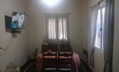 Casa 4 ambientes en venta en Bernal Oeste