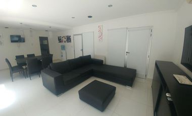 Casa en venta - 2 Dormitorios 2 Baños - Cochera - 1.125Mts2 - Villa Elvira, La Plata