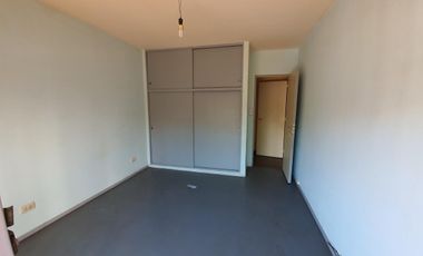 Departamento de 2 ambientes en Lomas de Zamora Oeste amplio balcon