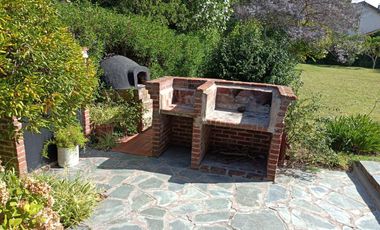 Casa en venta - 3 Dormitorios 2 Baños - 1.000Mts2 - Chapadmalal