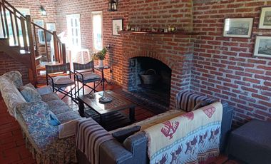 Casa en venta - 3 Dormitorios 2 Baños - 1.000Mts2 - Chapadmalal