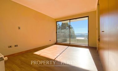 Andalué, amplio y soleado departamento con vista a la laguna