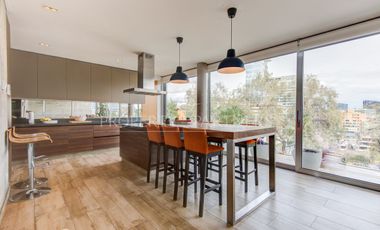 Cerro San Luis/ Moderna casa 3D más estar/ Amoblada