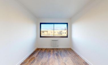 Casa en venta - 3 Dormitorios 4 Baños - Cocheras - 2.400Mts2 - La Plata