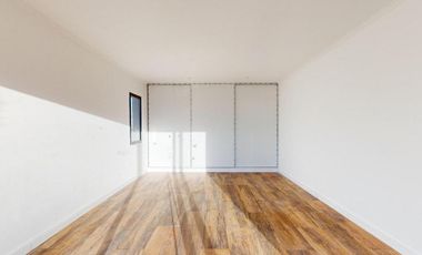Casa en venta - 3 Dormitorios 4 Baños - Cocheras - 2.400Mts2 - La Plata