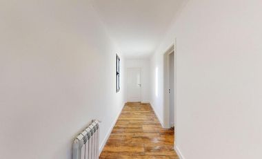 Casa en venta - 3 Dormitorios 4 Baños - Cocheras - 2.400Mts2 - La Plata