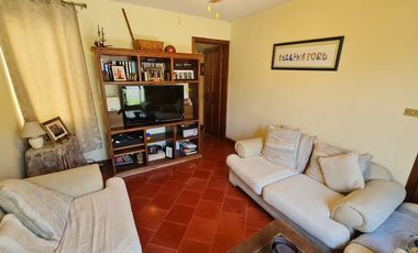 CASA RESIDENCIAL EN VENTA, AMPLIOS JARDINES. CARMEN, CAMPECHE