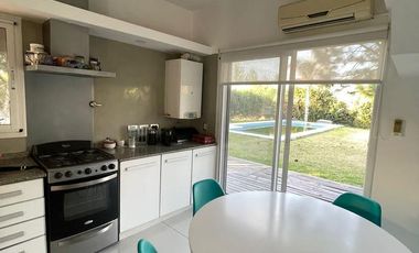Casa en venta Barrio El Centauro Canning