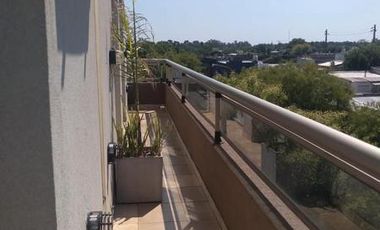 departamento  3 amb. al frente con balcon