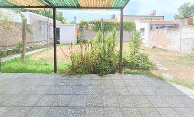 Casa venta Tolosa. garage. fondo. apta banco