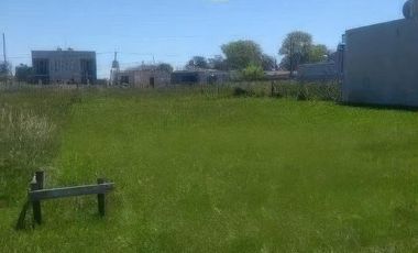 Terreno en venta - 15 x 37mts - 405mts2 - Camet