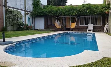 Casa 6 ambientes en venta en Quilmes Oeste