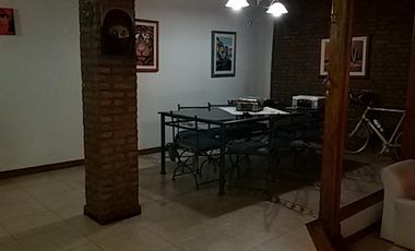 Casa 6 ambientes en venta en Quilmes Oeste