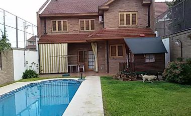 Casa 6 ambientes en venta en Quilmes Oeste