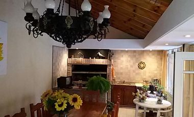 Casa 6 ambientes en venta en Quilmes Oeste