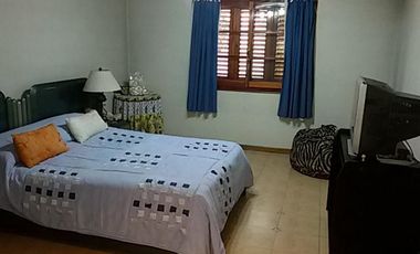 Casa 6 ambientes en venta en Quilmes Oeste