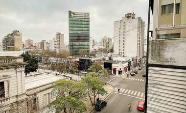 Departamento en venta - 3 Dormitorios 2 baños - 80 m2 - La Plata
