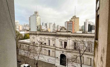 Departamento en venta - 3 Dormitorios 2 baños - 80 m2 - La Plata