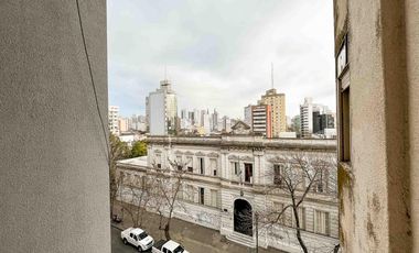 Departamento en venta - 3 Dormitorios 2 baños - 80 m2 - La Plata