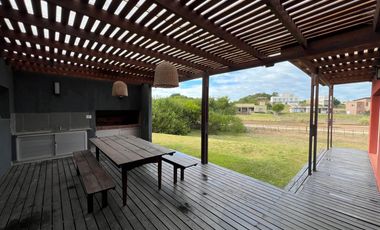 VENTA, CASA, COSTA ESMERALDA, DEPORTIVA, LOTE AL 100