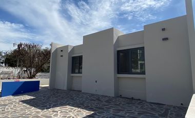 Casa en Venta en Chapala con vista al lago