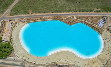 Terreno en Vida Lagoon con 1.100m2 y lindero al canal