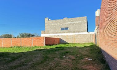 Venta/Permuta/Financiacion Casa 5 Dormitorios Estrenar. Pueblo Esther
