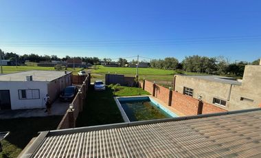 Venta/Permuta/Financiacion Casa 5 Dormitorios Estrenar. Pueblo Esther