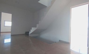 Venta/Permuta/Financiacion Casa 5 Dormitorios Estrenar. Pueblo Esther