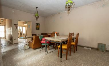 VENTA CASA CENTRO ALCORTA CON LOCAL