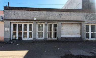 VENTA CASA CENTRO ALCORTA CON LOCAL