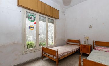VENTA CASA CENTRO ALCORTA CON LOCAL