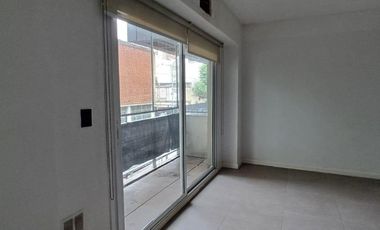 Departamento 3 Ambientes C/ Balcón y Patio - Quilmes Centro