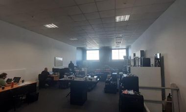 Predio industrial y logístico a 15 cuadras de General Paz