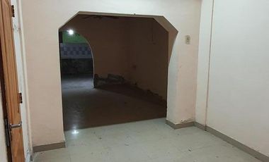 VENTA - Casa con 3 Habitaciones y Pileta en un Lote de 300m2 en el Barrio Santa Genoveva