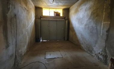 VENTA - Casa con 3 Habitaciones y Pileta en un Lote de 300m2 en el Barrio Santa Genoveva