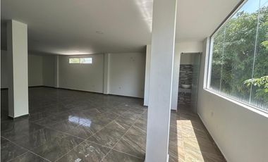 Arriendo local para estrenar en segundo piso
