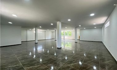 Arriendo local para estrenar en segundo piso