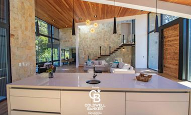 Increíble casa en alquiler temporario en Arelauquen Bariloche