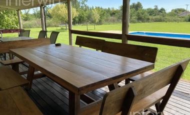 Casa 5 ambientes con pileta y jardín - Zarate - ALQUILER