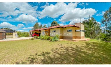 Alquiler de Finca en Parcela Sector Quirama