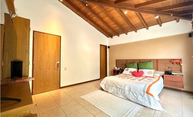 VENTA CASA SAN LUCAS 3 NIVELES