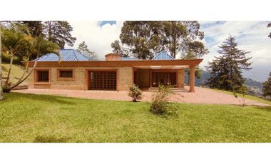 Venta Hermosa casa Campestre Envigado Escobero  2000m2💰2930 Mill