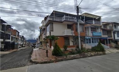 VENTO CASA FUSAGASUGA, FAMILIAR 3 PISOS