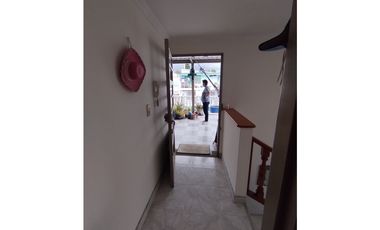 VENTO CASA FUSAGASUGA, FAMILIAR 3 PISOS