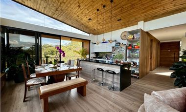 Vendo hermosísima casa Campestre vereda el Capiro, Rionegro